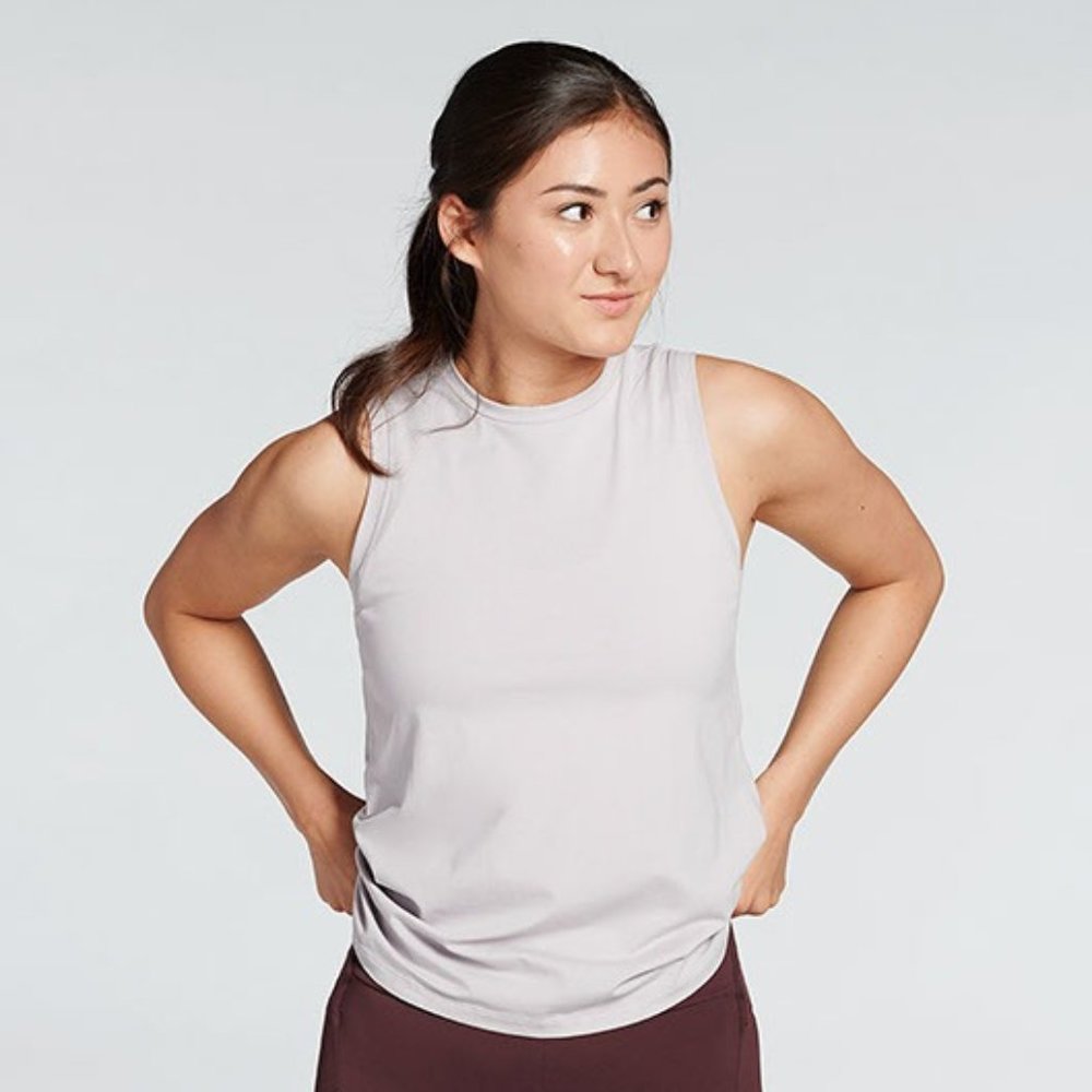 RYU Respect Your Universe Women's Level V Neck Tank in Raindrop MRSP $55